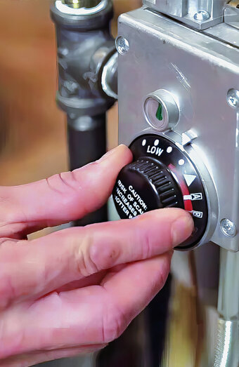 https://comohotwater.com.au/uploads/2025/06/hot-water-installs-57724.jpg