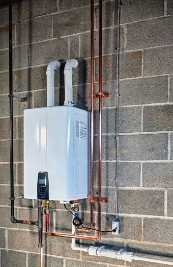https://comohotwater.com.au/uploads/2025/06/instant-hot-water-systems-83505.jpg